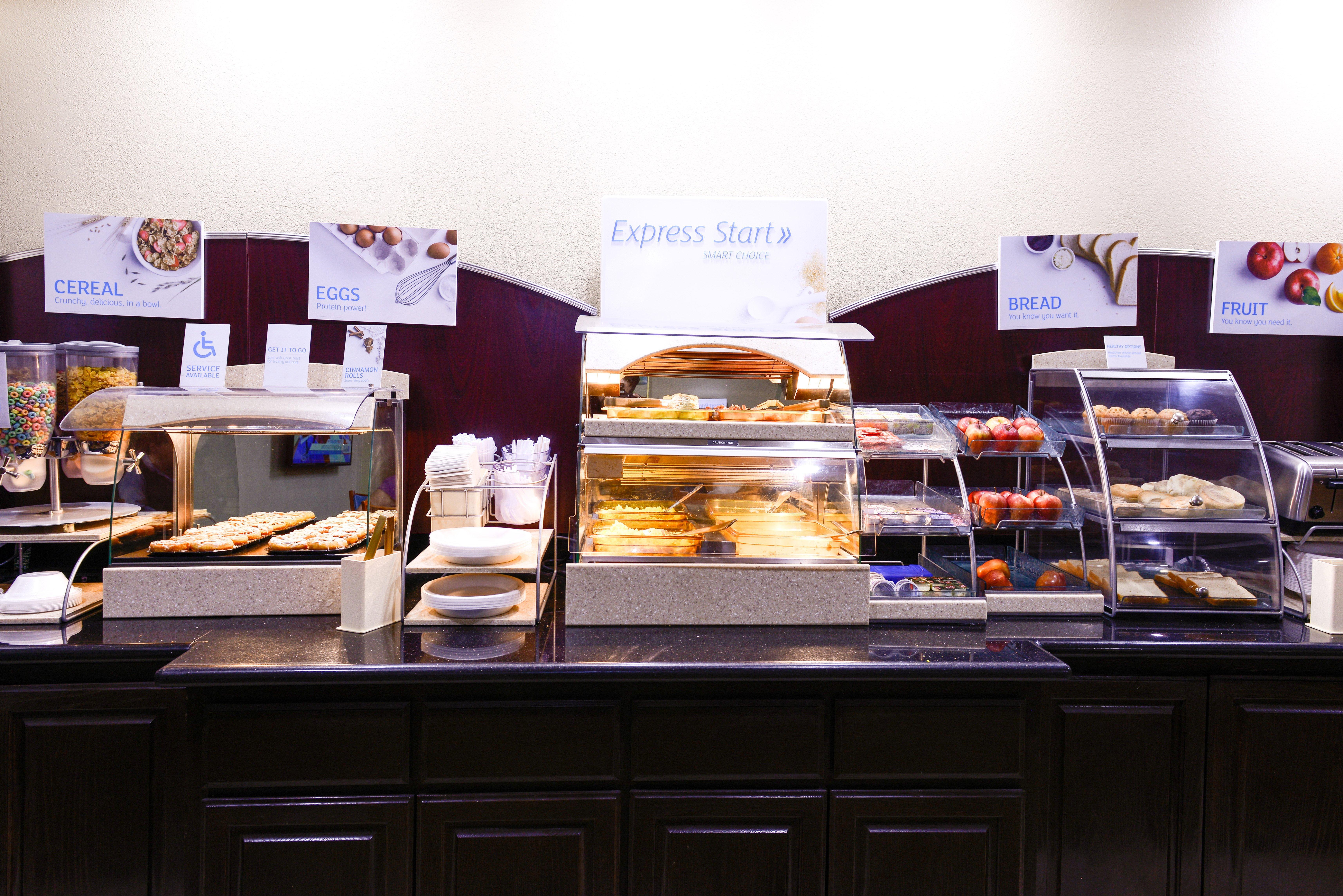 ฮอลิเดย์ อินน์ เอ็กซ์เพรส แอนด์ สวีท อีสต์แลนด์ Eastland ภายนอก รูปภาพ